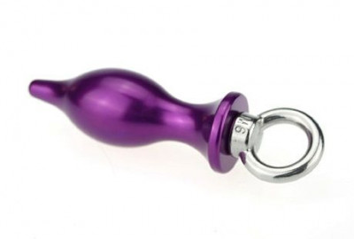Фиолетовая металлическая анальная пробка с кольцом - 7 см