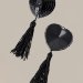 Чёрные пэстисы Hearts With Tassels в форме сердец с кисточками