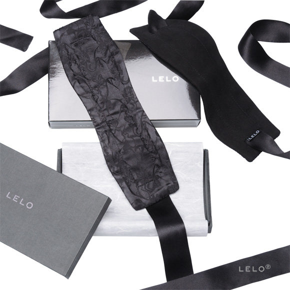 Шелковые наручники Etherea (LELO), цвет: черный