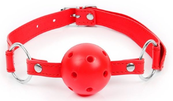 Кляп-шарик на регулируемом ремешке с кольцами, цвет: красный