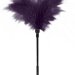 Пластиковая метелочка с фиолетовыми перышками Small Feather Tickler - 32 см