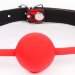 Кляп-шарик с черным регулируемым ремешком, цвет: красный